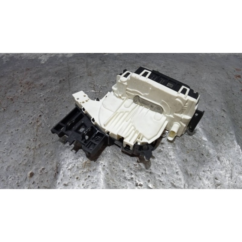 Recambio de motor cierre centralizado trasero derecho para mercedes clase b (w246) b 180 cdi be (246.200) referencia OEM IAM A20