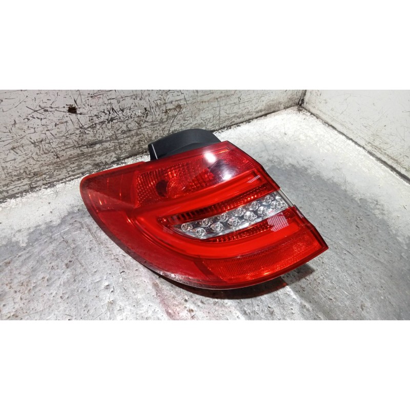 Recambio de piloto trasero izquierdo para mercedes clase b (w246) b 180 cdi be (246.200) referencia OEM IAM   