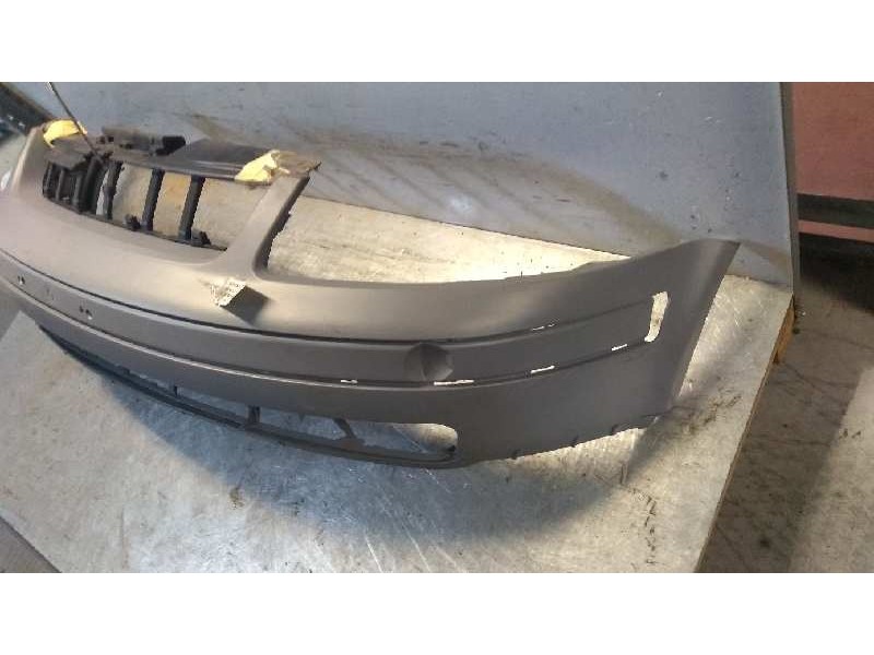 Recambio de paragolpes delantero para volkswagen passat berlina (3b2) referencia OEM IAM NUEVA-SINREJILLAS  