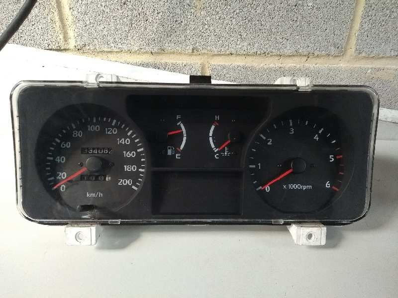 Recambio de cuadro instrumentos para mitsubishi galloper (hyundai) 2.5 turbodiesel referencia OEM IAM 3198K13  