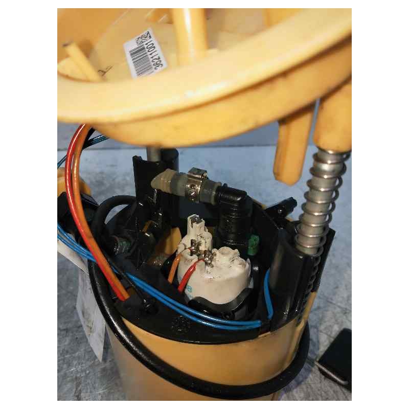 Recambio de bomba combustible para bmw serie 1 berlina (e81/e87) 116d referencia OEM IAM A2C53215722 7190943 SIEMENS AFORADOR