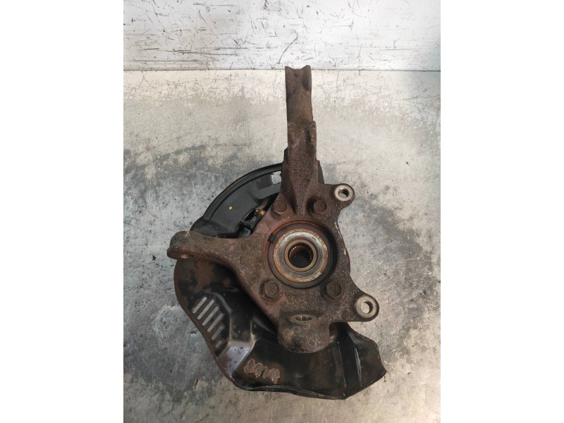 Recambio de mangueta delantera izquierda para toyota corolla (e15) luna referencia OEM IAM   