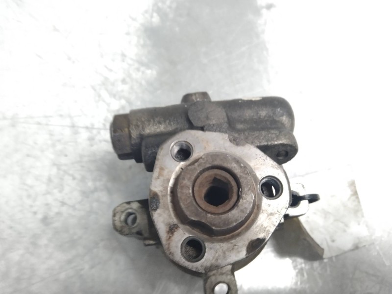 Recambio de bomba direccion para volkswagen polo berlina (6n1) 1.9 diesel referencia OEM IAM   