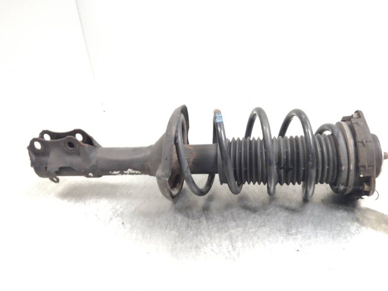 Recambio de amortiguador delantero derecho para volkswagen polo berlina (6n2) 1.9 sdi referencia OEM IAM   