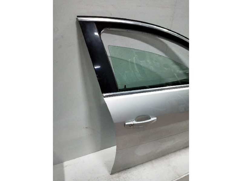 Recambio de puerta delantera derecha para opel insignia sports tourer 2.0 16v cdti referencia OEM IAM   