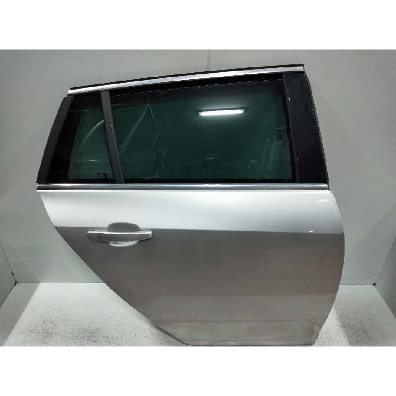 Recambio de puerta trasera derecha para opel insignia sports tourer 2.0 16v cdti referencia OEM IAM   