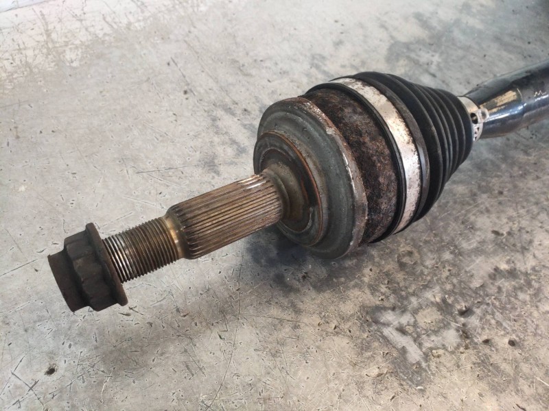 Recambio de transmision delantera derecha para toyota corolla (e15) luna referencia OEM IAM   