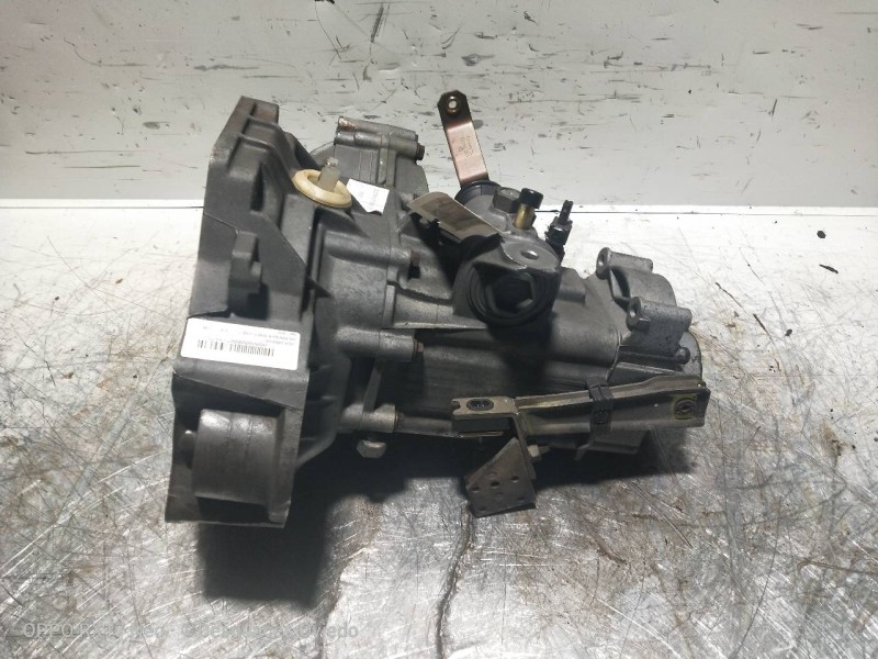 Recambio de caja cambios para volkswagen vento (1h2) referencia OEM IAM CHC 10104 145 