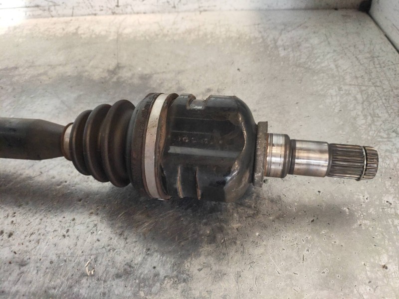 Recambio de transmision delantera derecha para toyota corolla (e15) luna referencia OEM IAM   