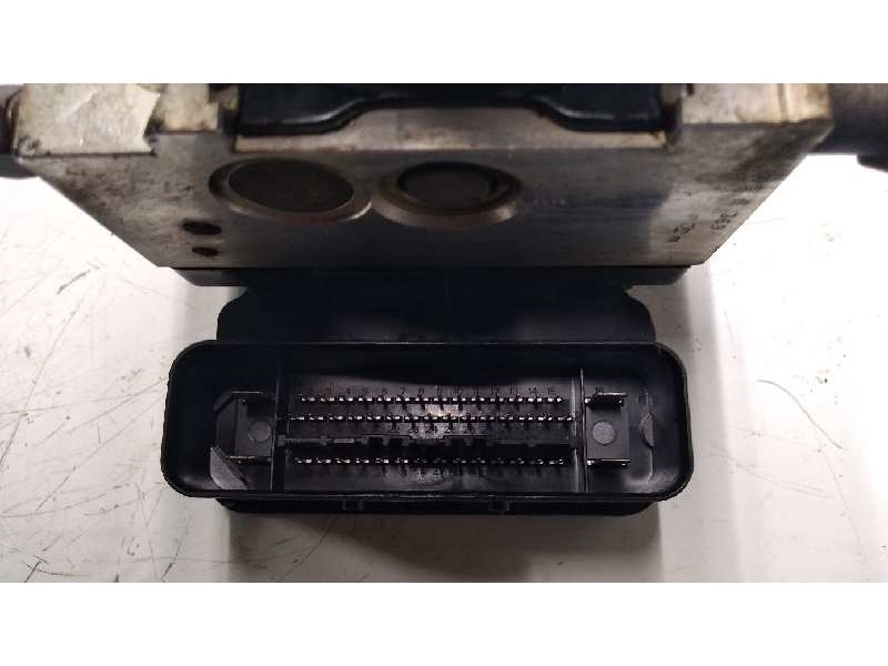 Recambio de abs para dodge caliber sxt referencia OEM IAM 000404085C3 25092843303 25061333173 25021203114