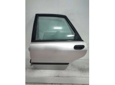 Recambio de puerta trasera izquierda para volvo s40 berlina 1.9 diesel cat referencia OEM IAM   