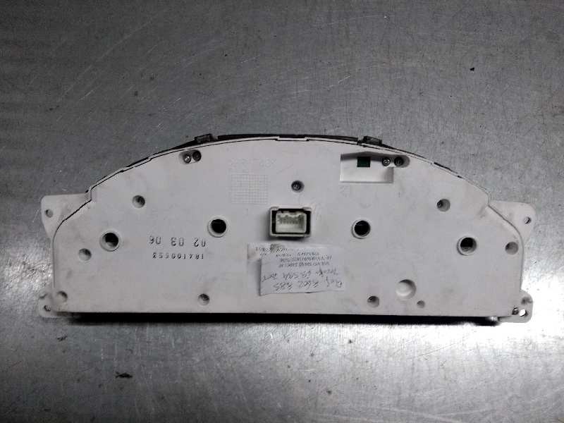 Recambio de cuadro instrumentos para volvo s60 berlina 2.4 diesel cat referencia OEM IAM 30746102 69594700T 