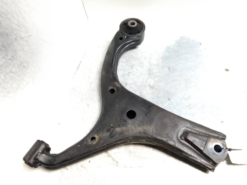 Recambio de brazo suspension inferior delantero izquierdo para kia rio 1.4 cat referencia OEM IAM   