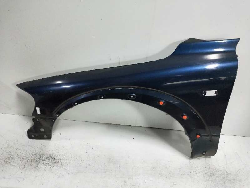 Recambio de aleta delantera izquierda para volvo xc70 referencia OEM IAM   