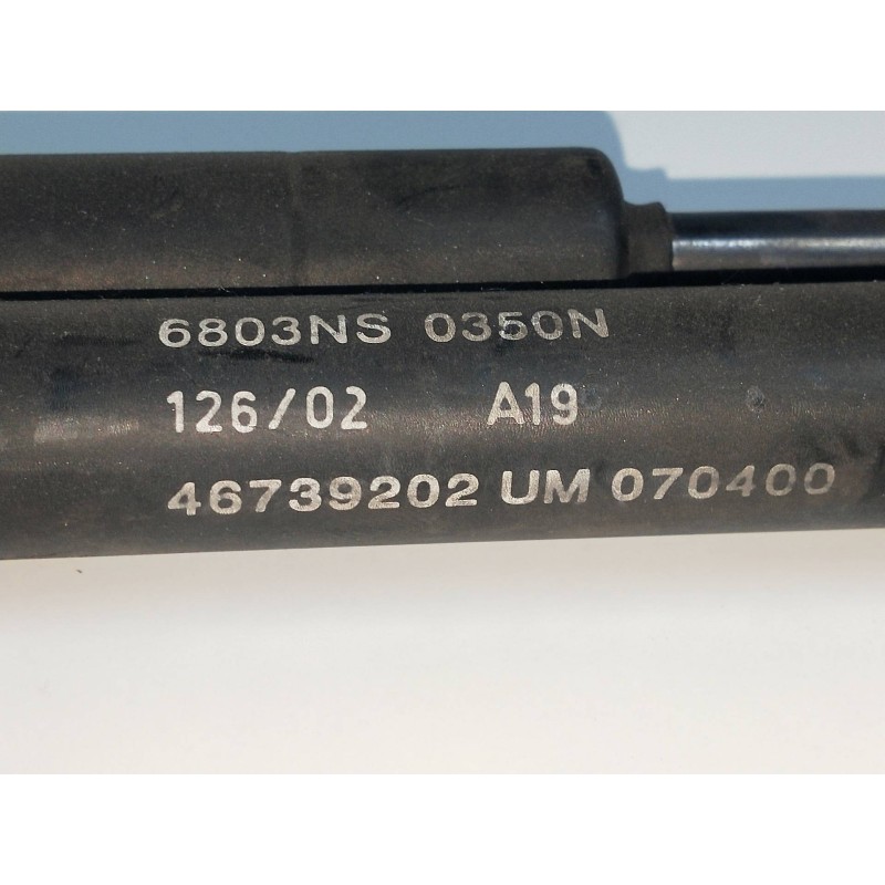 Recambio de amortiguadores capo para alfa romeo 147 (190) 1.9 jtd cat referencia OEM IAM 46739202  