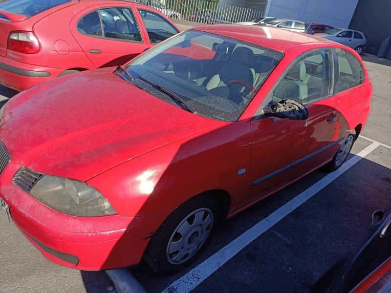 seat ibiza (6l1) del año 2002