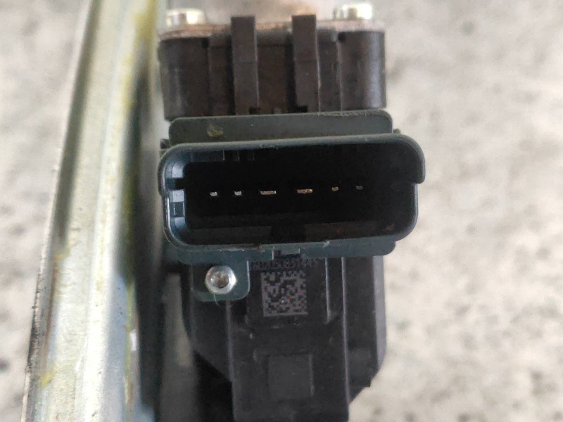 Recambio de elevalunas trasero izquierdo para renault megane iv berlina 5p 1.5 blue dci diesel fap referencia OEM IAM 827219072R