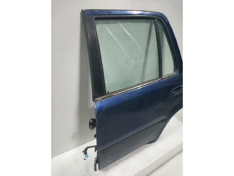 Recambio de puerta trasera izquierda para honda cr-v (rd1/3) básico (rd1) referencia OEM IAM   
