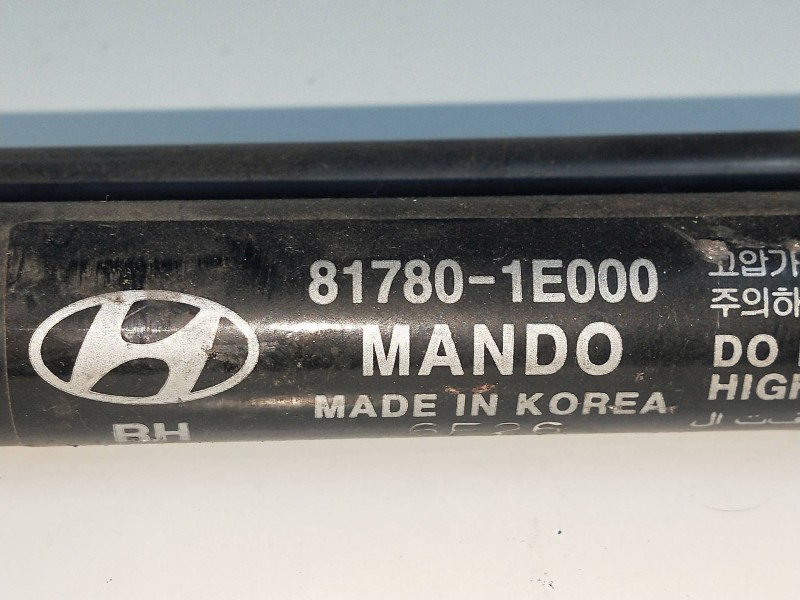 Recambio de amortiguadores maletero / porton para hyundai accent (mc) 1.5 crdi cat referencia OEM IAM 817801E000  