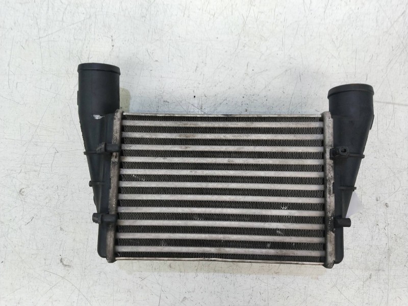 Recambio de intercooler para audi a4 avant (b5) 1.9 tdi referencia OEM IAM 058145805C  