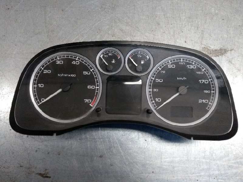Recambio de cuadro instrumentos para peugeot 307 (s1) xs referencia OEM IAM P9645768480 E01 NS05615711