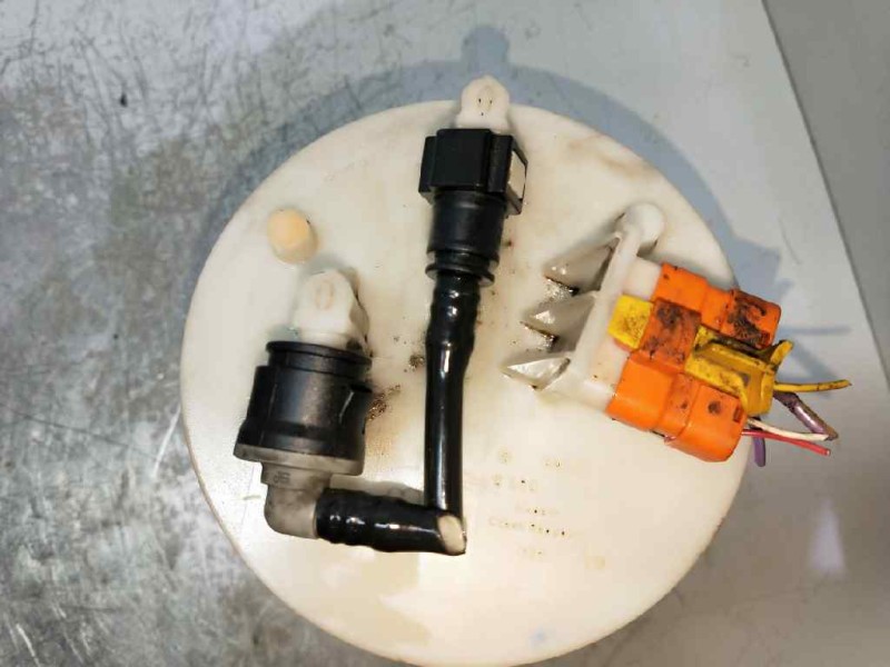 Recambio de bomba combustible para fiat punto berlina (188) 1.9 jtd hlx (i) referencia OEM IAM 0580303008 46742382 BOSCH AFORADO