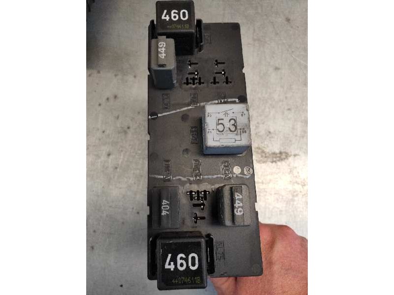 Recambio de caja reles / fusibles para volkswagen jetta (1k2) 2.0 tdi referencia OEM IAM 3C037049AJ  