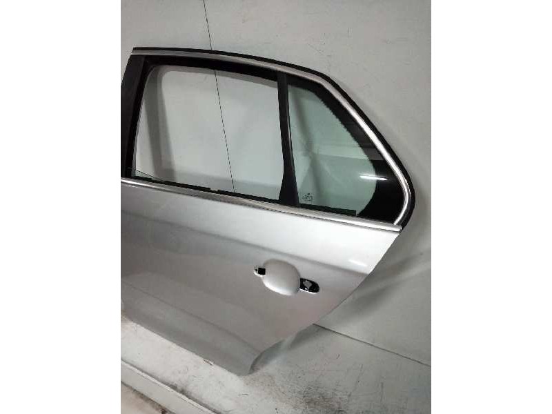 Recambio de puerta trasera izquierda para volkswagen jetta (1k2) 2.0 tdi referencia OEM IAM   