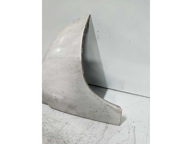 Recambio de aleta delantera derecha para hyundai h 100 2.5 d referencia OEM IAM   