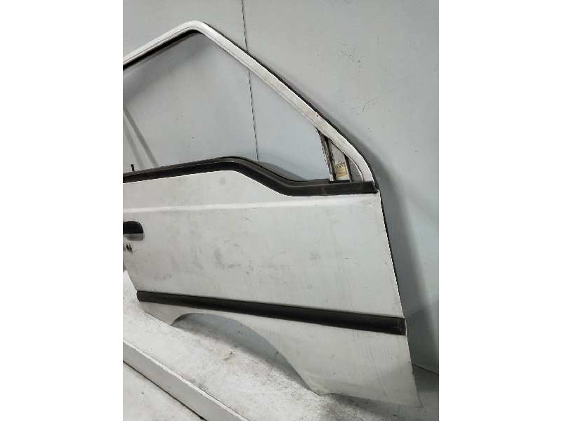Recambio de puerta delantera derecha para hyundai h 100 2.5 d referencia OEM IAM   