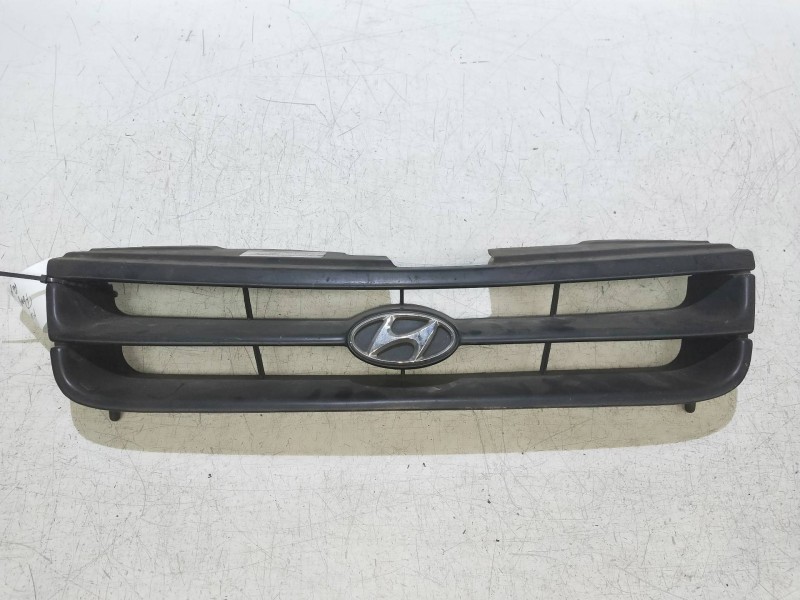 Recambio de rejilla delantera para hyundai pony (x2) 1.5 cat referencia OEM IAM   