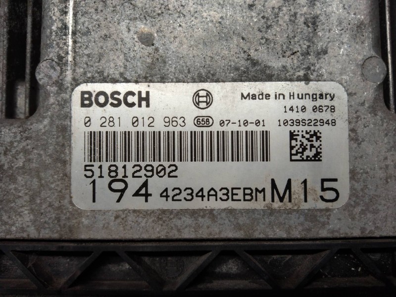 Recambio de centralita motor uce para fiat croma (194) 1.9 16v multijet emotion referencia OEM IAM 0281012963 51812902 1944234A3