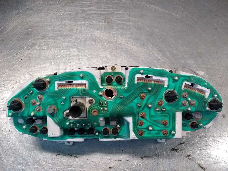 Recambio de cuadro instrumentos para hyundai lantra familiar (rd) 1.9 diesel cat referencia OEM IAM 9400329510 20023320 5002A K3