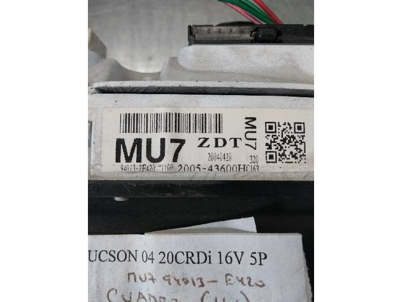 Recambio de cuadro instrumentos para hyundai tucson (jm) 2.0 crdi cat referencia OEM IAM 940132E420 200543600H MU7 ZDT