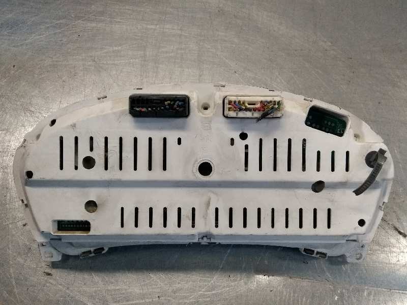 Recambio de cuadro instrumentos para hyundai tucson (jm) 2.0 crdi cat referencia OEM IAM 940132E420 200543600H MU7 ZK3