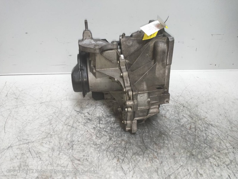 Recambio de caja cambios para ford fiesta (cbk) fun referencia OEM IAM 2N1R7002ED TTFL0 210208 201228 