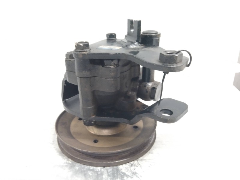 Recambio de bomba direccion para nissan pick-up (d22) td doble cabina 4x4 referencia OEM IAM 85273011  