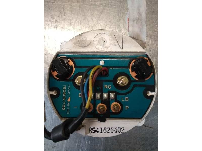 Recambio de cuadro cuentarevoluciones para isuzu trooper referencia OEM IAM 8941626402  
