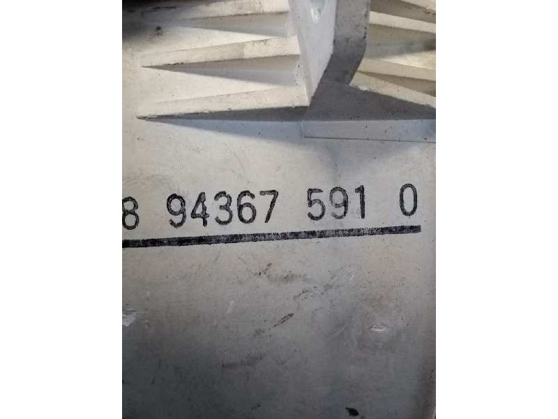 Recambio de cuadro cuentarevoluciones para isuzu trooper referencia OEM IAM 8943675910  