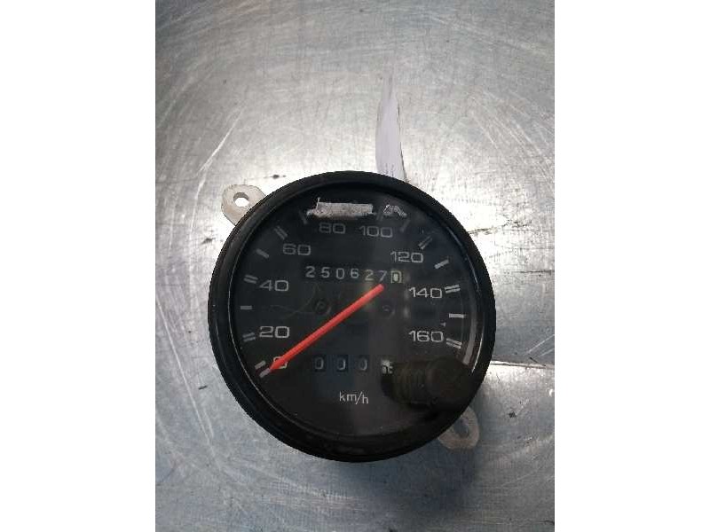 Recambio de cuadro cuentakm para isuzu trooper referencia OEM IAM 894162651  