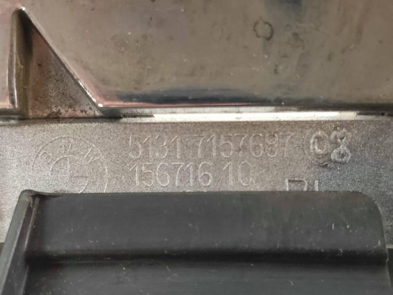 Recambio de rejilla delantera para bmw x5 (e70) 3.0d referencia OEM IAM 51137171395 51317157697 15671610 