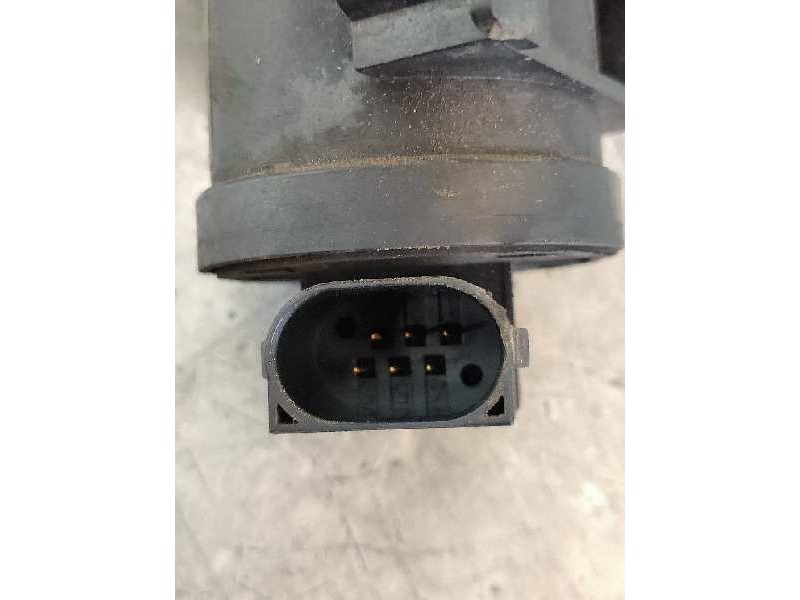 Recambio de potenciometro pedal para mercedes clase m (w163) 320 (163.154) referencia OEM IAM A0115428717 0205001303 