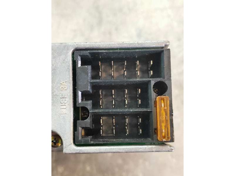 Recambio de sistema audio / radio cd para mercedes clase m (w163) 320 (163.154) referencia OEM IAM A0038207286  