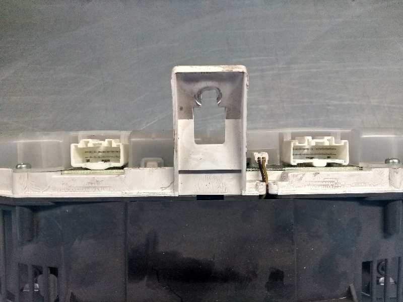 Recambio de cuadro instrumentos para mazda 3 berlina (bk) 1.6 crdt active referencia OEM IAM 8LBS3PA  