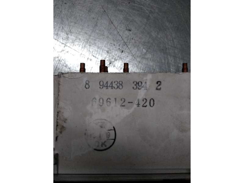 Recambio de cuadro relojes para isuzu trooper referencia OEM IAM 8944383942 69612420 