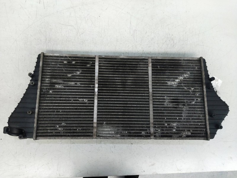 Recambio de intercooler para iveco daily caja cerrada (1999 =>) 2.8 diesel cat referencia OEM IAM   