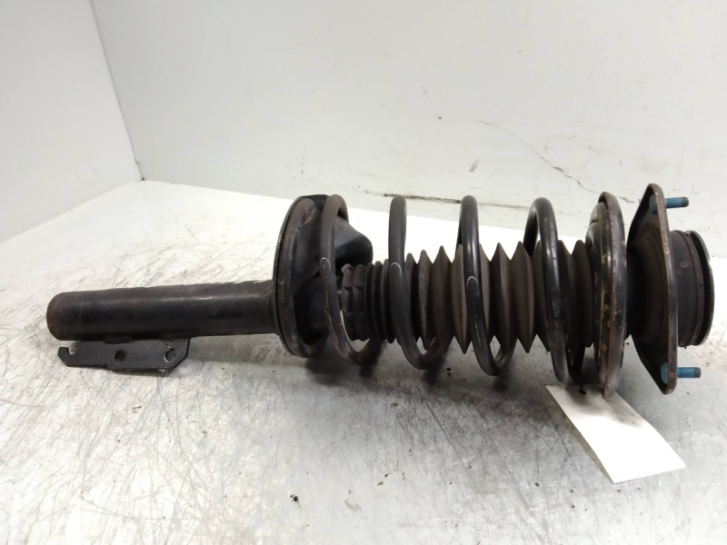 Recambio de amortiguador delantero izquierdo para ford escort berl./turnier atlanta ghia nomade referencia OEM IAM   