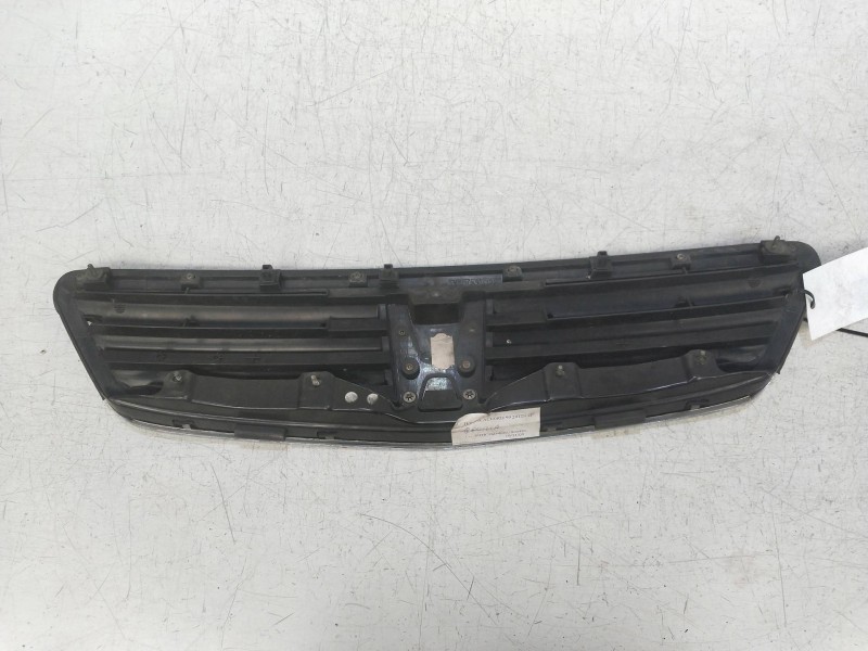 Recambio de rejilla delantera para honda accord berlina (cg7-9/ch1-7) 2.0 tdi cat referencia OEM IAM   