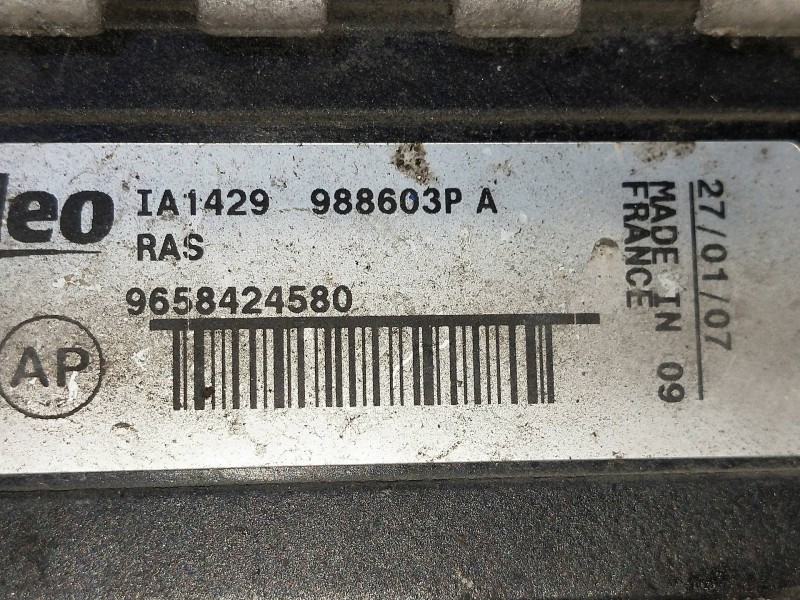 Recambio de intercooler para peugeot 607 (s2) titanio referencia OEM IAM 988603P 9658424580 