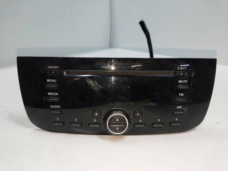 Recambio de sistema audio / radio cd para fiat punto (evo) (199) emotion referencia OEM IAM 7355354400  